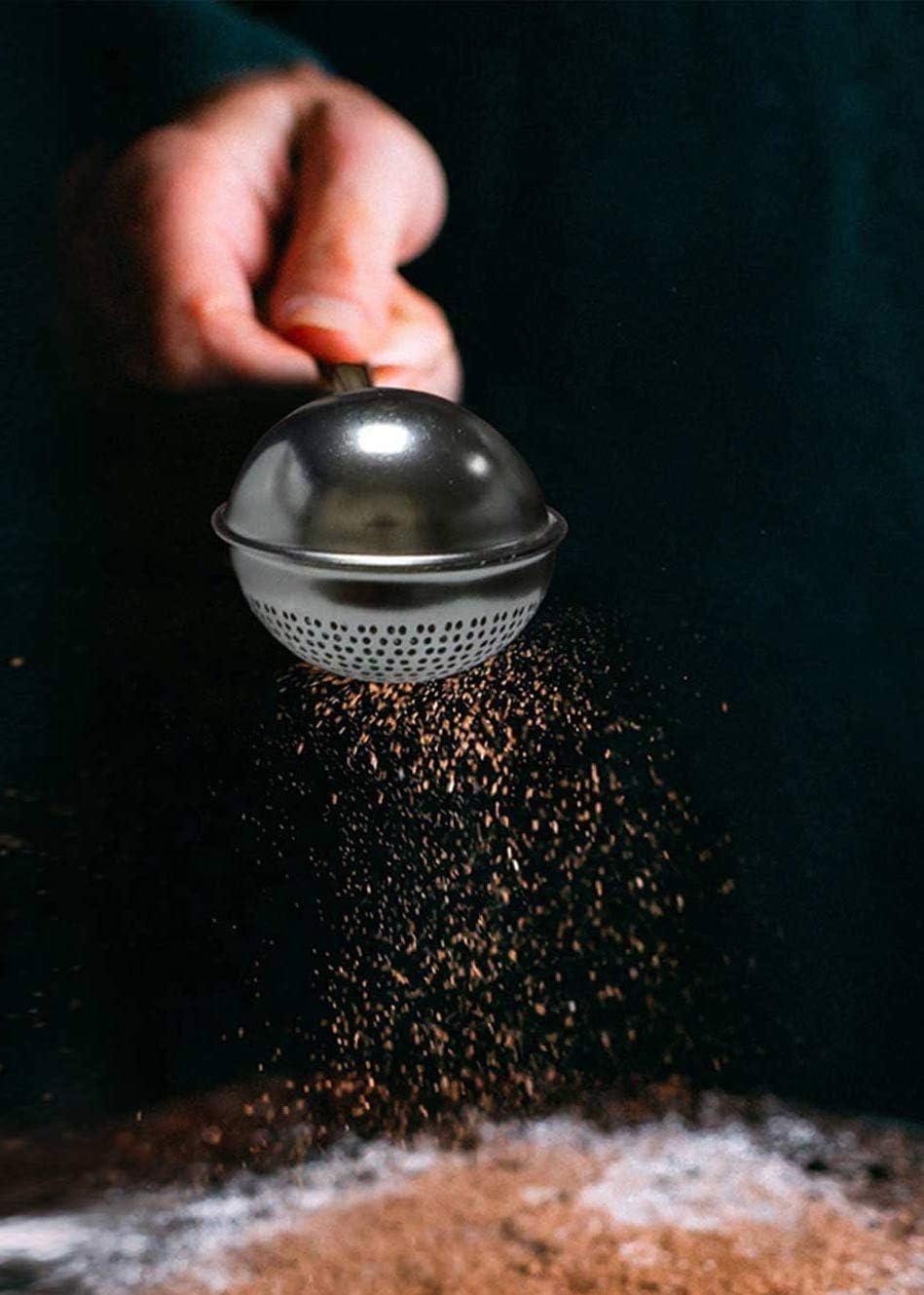 HULISEN Flour Duster, 304 Stainless Steel Flour Sifter for Baking | Spring-Press Handle, Dishwasher Safe, For Flour, Powdered Sugar, Fine Spices, Pick Up and Dust Flour Sifter, Gift Package