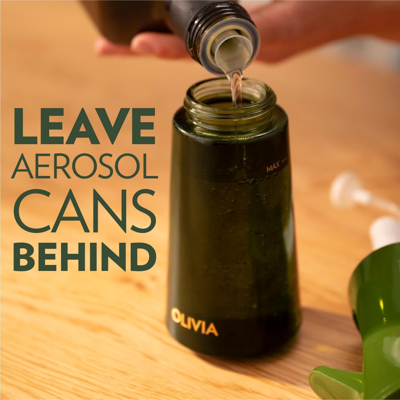 FLAIROSOL OLIVIA SIGNATURE Oil Sprayer for Cooking, 200ml Glass, Green/Gold | Portion control mist for air fryer, salad, BBQ, refillable & reusable, fine mist olive oil kitchen sprayer, anti-drip