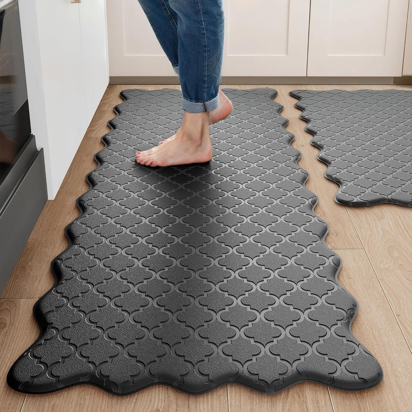 Arenarug Upgrade Scalloped Embossed Kitchen Mats for Floor 2PCS Cushioned Anti Fatigue Waterproof Foam Kitchen Rugs Non Slip Washable Comfort Standing Mat for Office Sink Laundry, Black