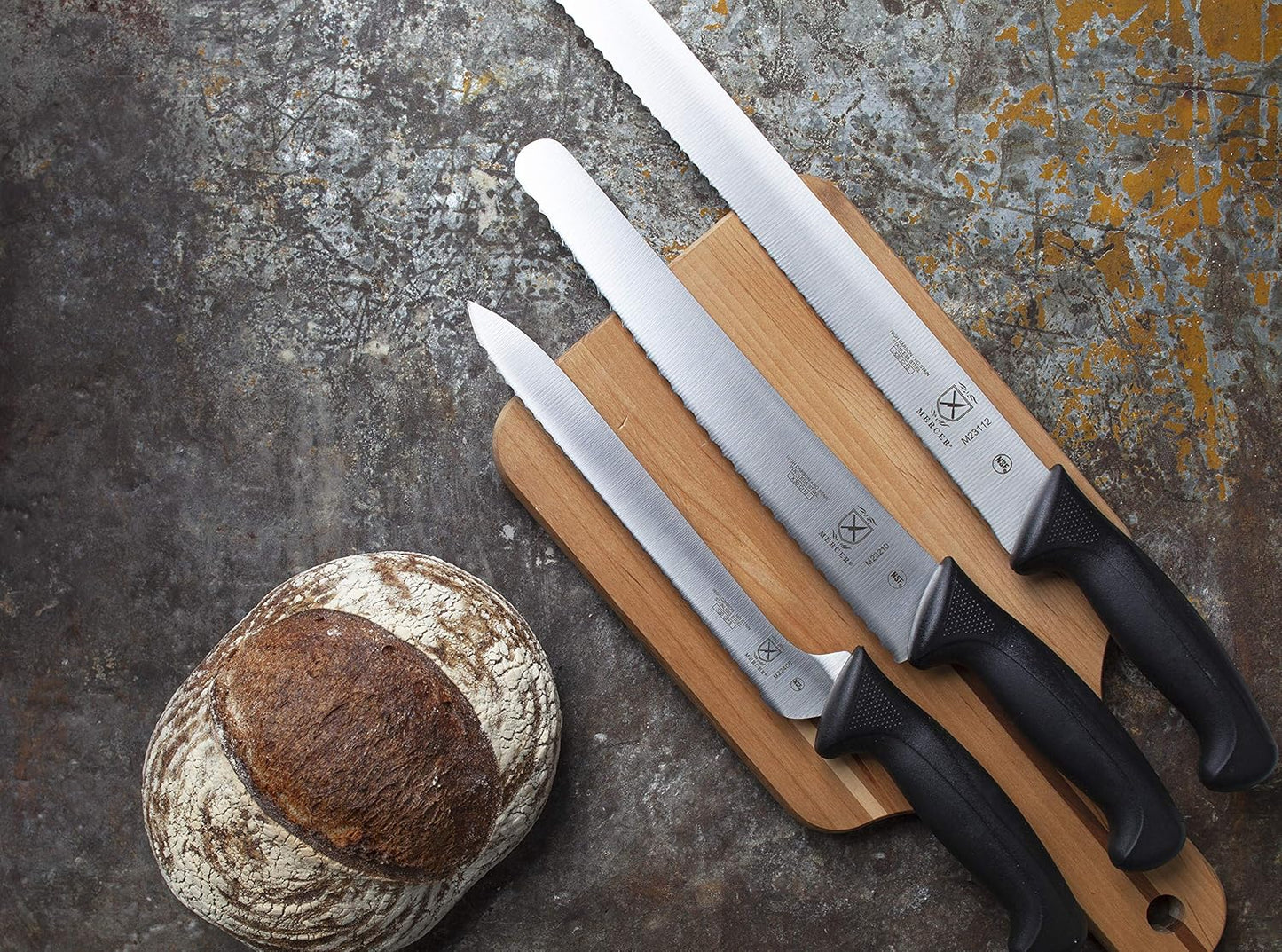 Mercer Culinary M23210 Millennia Black Handle, 10-Inch Wide Wavy Edge, Bread Knife