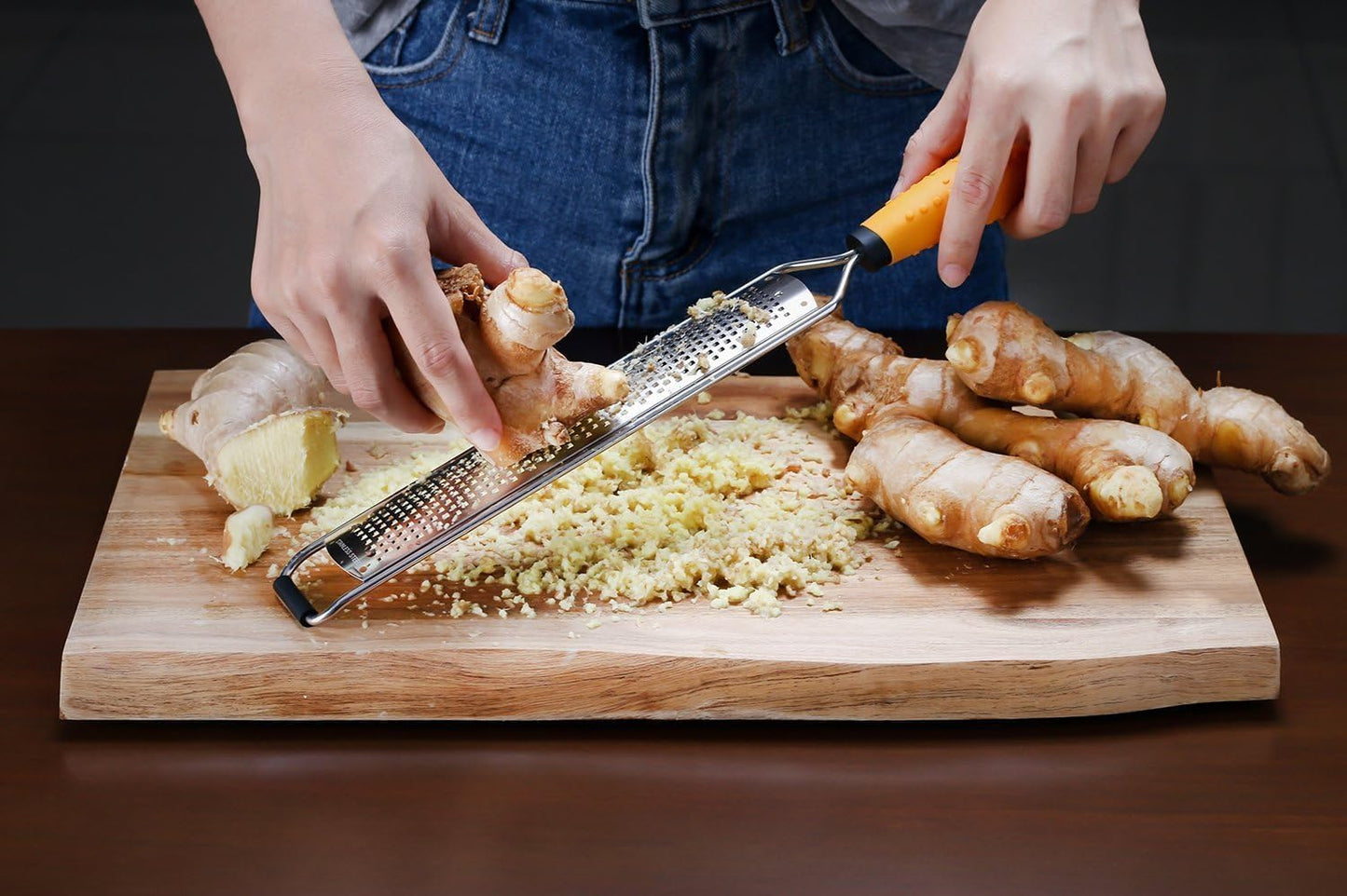 Deiss PRO Lemon Zester & Heavy Duty Cheese Grater & Vegetable Grater - Parmesan Cheese Lemon, Garlic, Nutmeg, Chocolate, Fruits, Vegetables, Ginger Grater - Cheese Shredder & Stainless Steel Grater