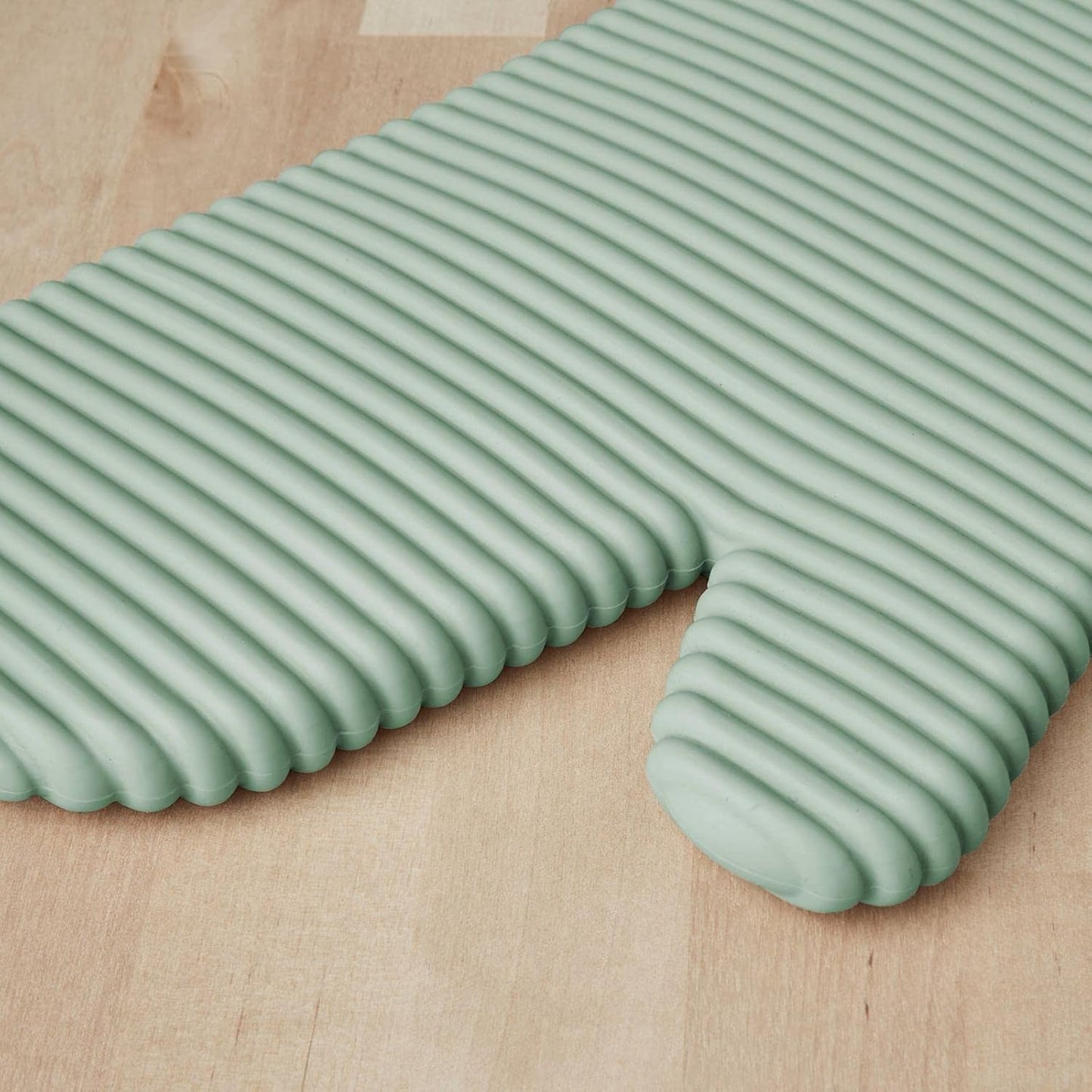 KITCHENAID Ribbed Soft Silicone Oven Mitt 2-Pack Set, 7.5"x13", Pistachio