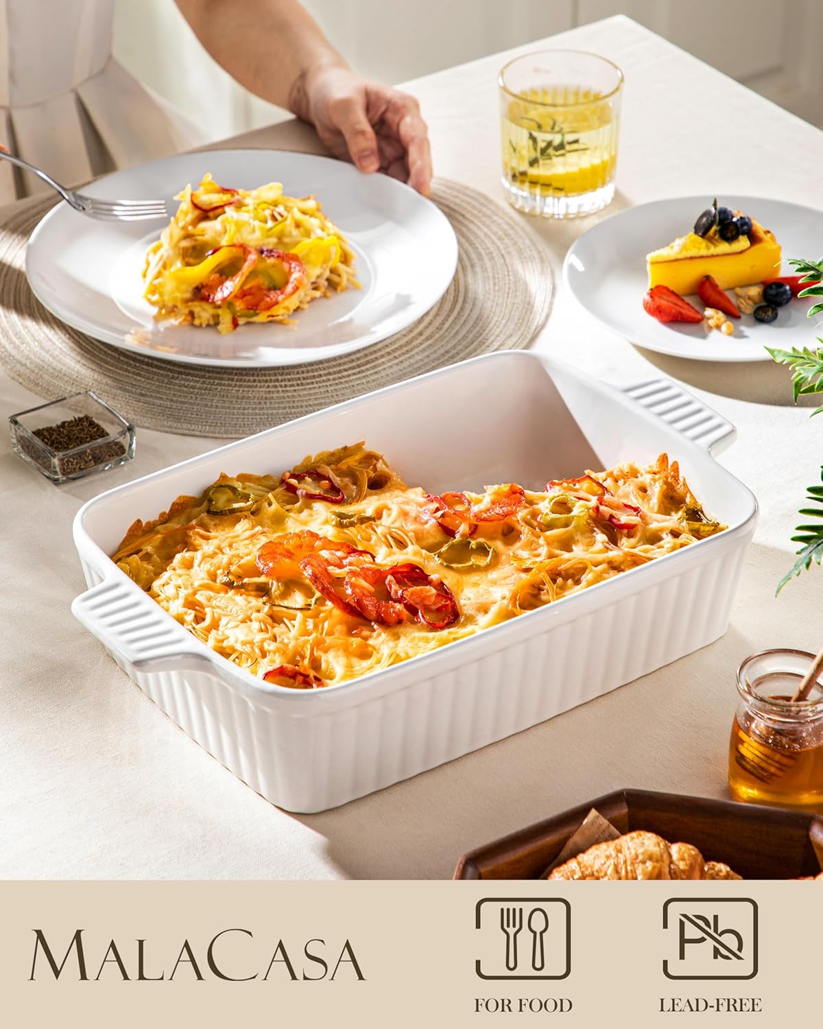 MALACASA 4.4QT Ceramic Casserole Dishes for Oven, 9x13 Baking Dishes, White | Rectangular Lasagna Pan with Handles, Ceramic Baking Dish, Deep Roasting Pan, Microwave and Dishwasher Safe, Wedding Gift