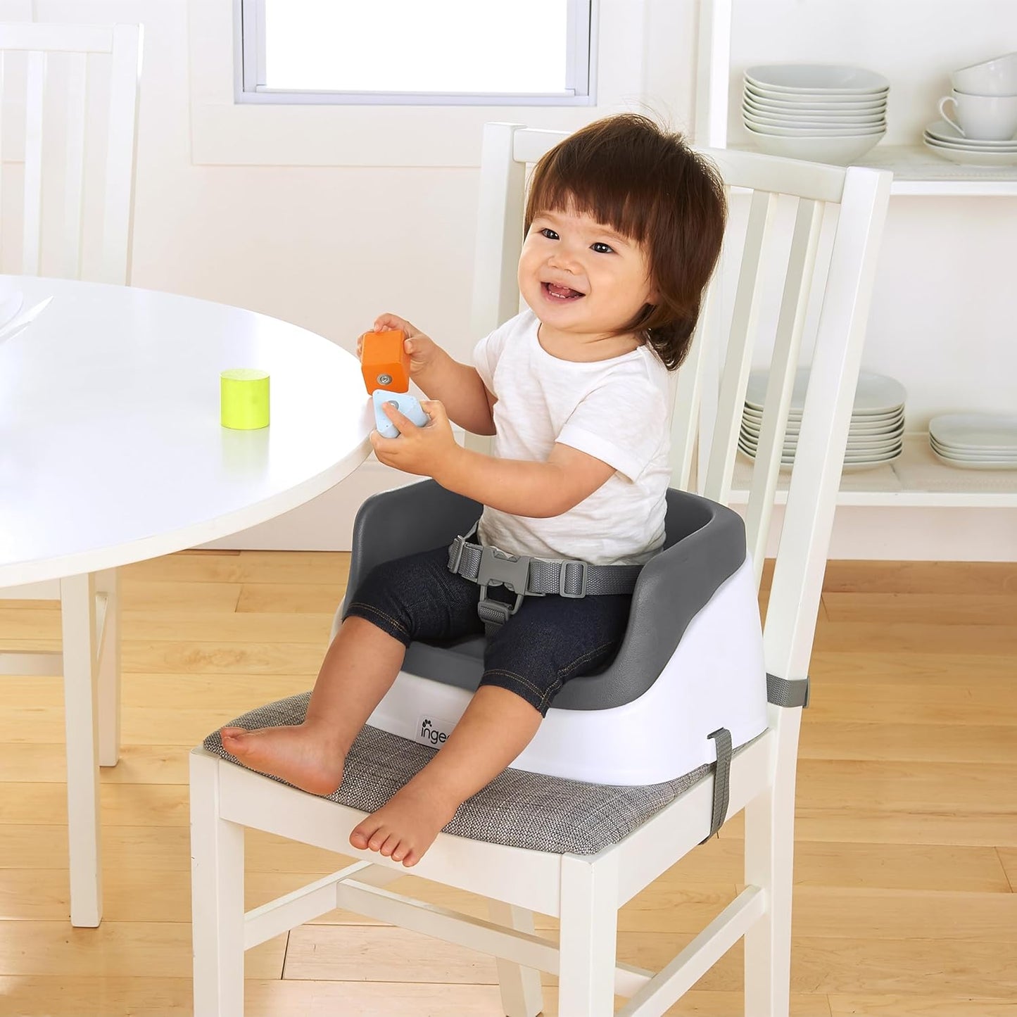 Ingenuity SmartClean Toddler Booster Seat for Kitchen Chair – Lightweight for on-the-go, Easy-Clean, 3-Point Harness Strap – Booster Seat for Dining Table, Slate
