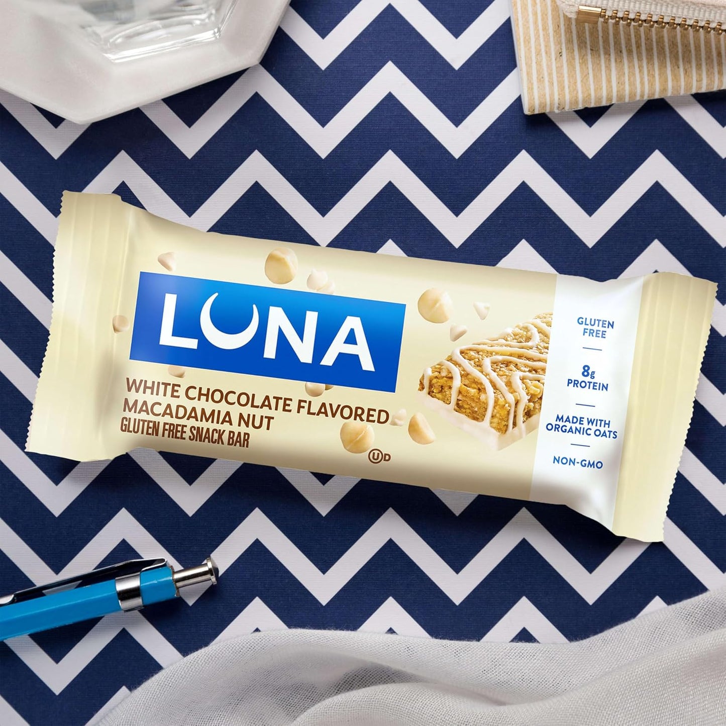 Clif Luna White Chocolate Macadamia Bars 15 Count 25.35 Ounce