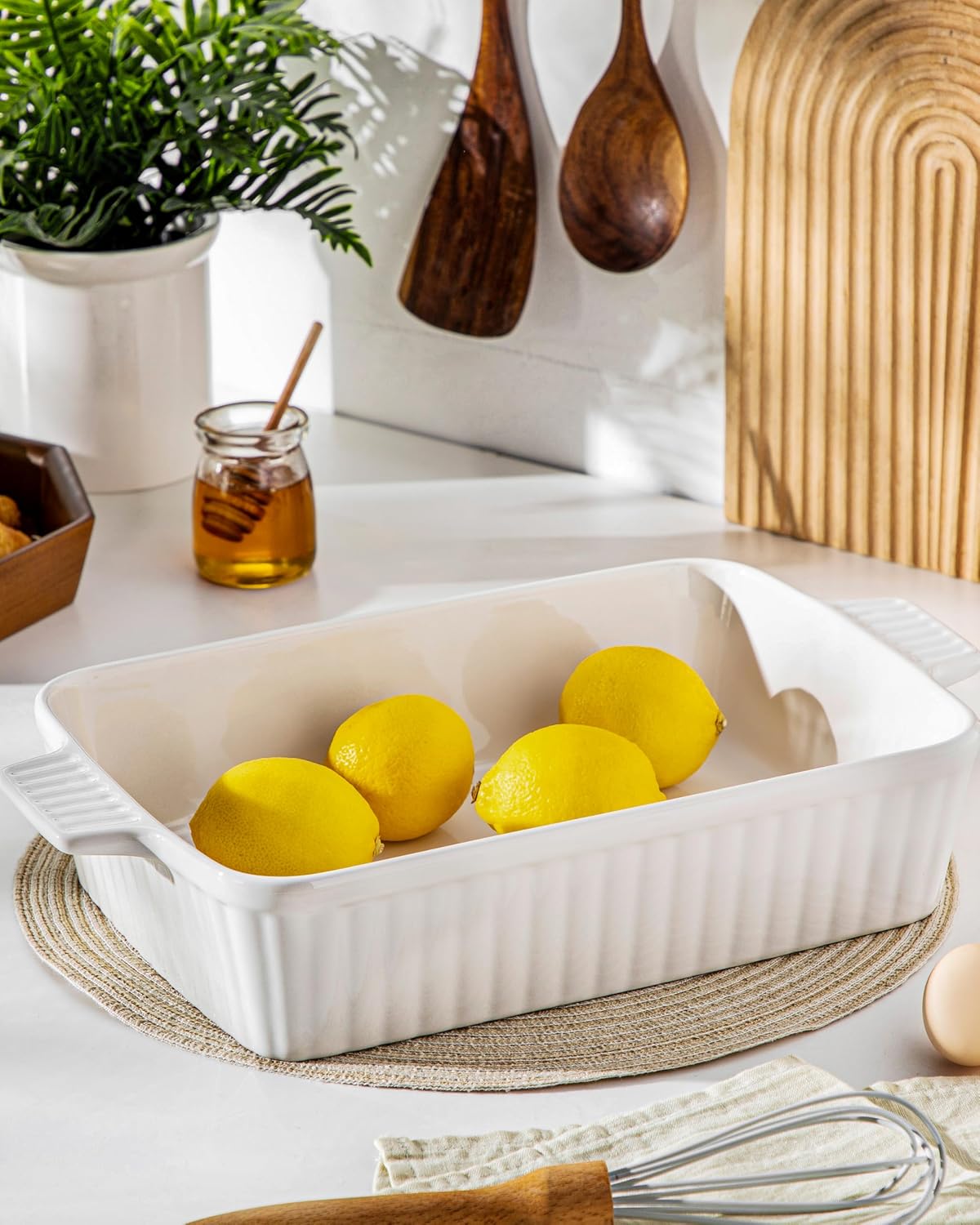 MALACASA 4.4QT Ceramic Casserole Dishes for Oven, 9x13 Baking Dishes, White | Rectangular Lasagna Pan with Handles, Ceramic Baking Dish, Deep Roasting Pan, Microwave and Dishwasher Safe, Wedding Gift