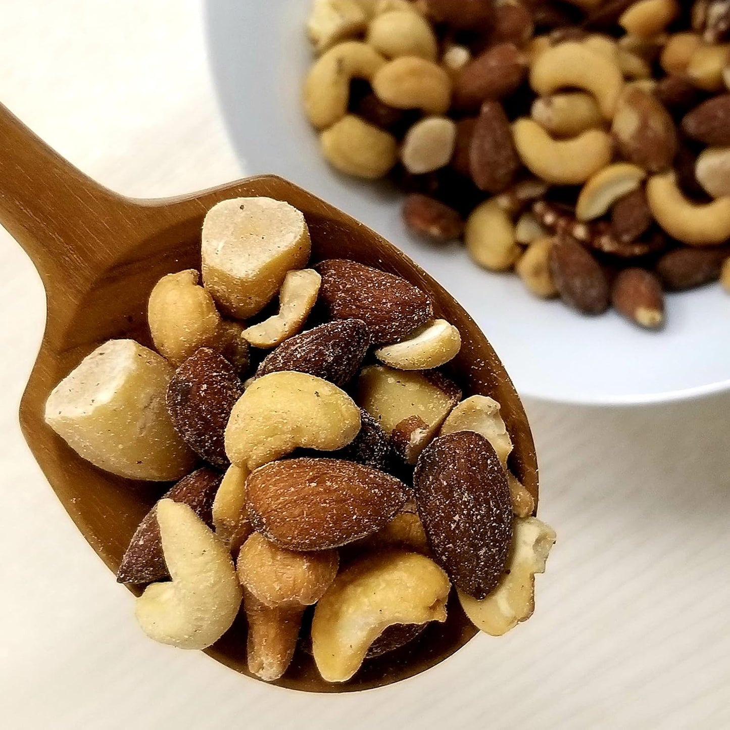 Mixed Nuts Deluxe - Roasted & Salted Variety Snack Mix with Cashews, Almonds, Brazil Nuts, Pecans, Hazelnuts in 32 oz Reusable Container