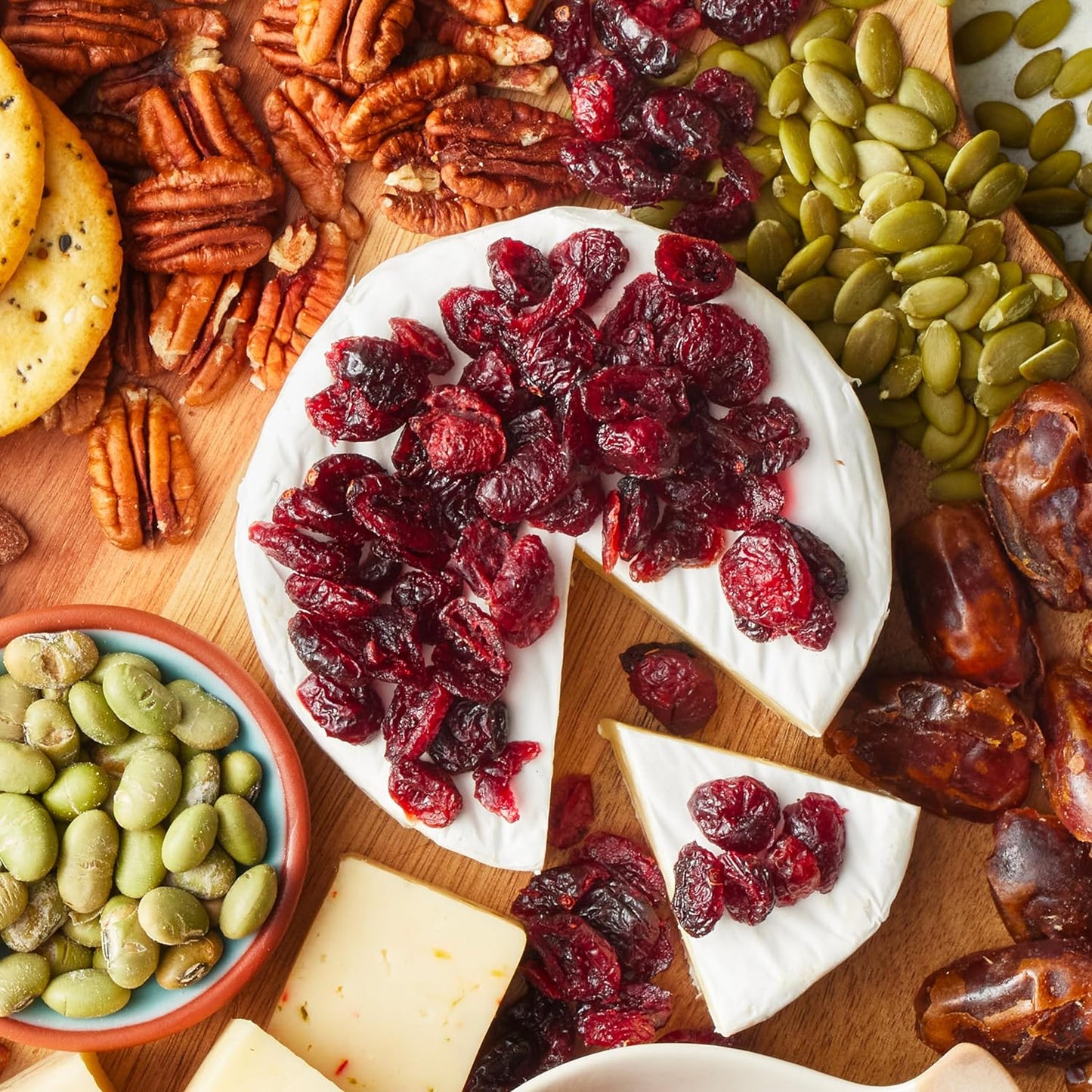 Organic dried cranberries, apple juice infused, 2.2 lb, non-GMO, gluten-free, vegan, kosher, dried fruits, no added sugar